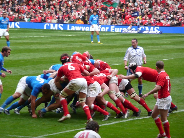 http://jimenapulse.files.wordpress.com/2009/01/italy-vs-wales-six-nations-rugby.jpg